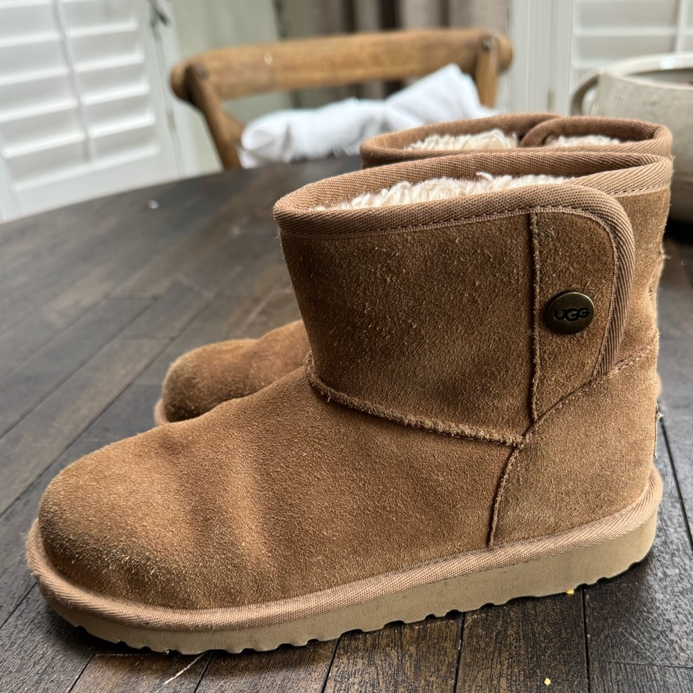 Youth Ugg booties with button